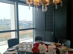 -青年公社烤鸭(宝杨宝龙广场店)