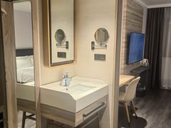 -汉庭优佳(成都一品天下蜀汉路东地铁站店)