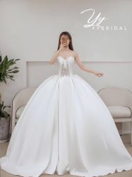 -洋洋婚纱品牌集合店