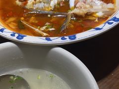 剁椒蒸大鱼头-八碗湘长沙市井菜(坡子街店)