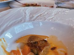 露杰鹅肝配苹果及威廉梨汁-福楼法餐厅FLO