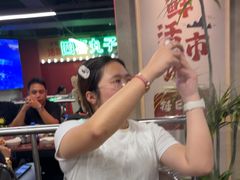 -四囍码头海鲜烧烤自助火锅(外滩南京东路悦荟广场店)