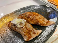 火炙三文鱼双味寿司-羽寿司(东方宝泰店)
