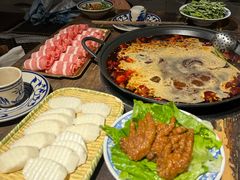 -旧街市鲜货老火锅(大光路店)