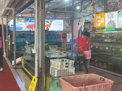 -岛中岛·海鲜大排档·万宁老字号(东澳店)