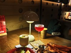 -FOUR PLAY BAR