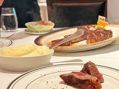 -Wolfgang’s Steakhouse 沃夫冈牛排馆(上海白玉兰广场店)