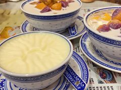 双皮奶-广信牛奶甜品世家(台东店)