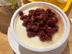 闺蜜同享红豆双皮奶-满记甜品(南京虹悦城三店)