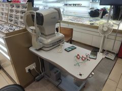 -美式眼镜·授权蔡司.依视路.尼康.豪雅.明月(南翔印象城店)