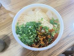 -陇上全荟兰州传统牛肉面(延吉路店)