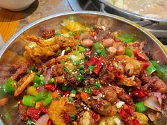 干锅排骨拼虾-迎三江菌汤兔(星桥街西段店)
