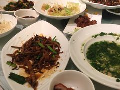 -品悦酒店(三林古镇店)