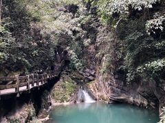 -龙水峡地缝景区