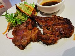 香煎法式羊排-东方柏宴