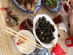 -江城燕子大排档(江汉路步行街店)