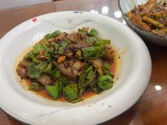 -椒香川流不息川菜馆(二七北路店)