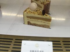 焦糖香草蛋糕-PAUL LAFAYET 法式甜品(港汇广场店)