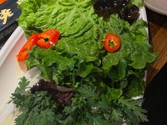 -老牌坊云南鱼豆花火锅(哈西万达店)