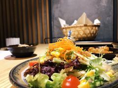和风蔬菜沙拉-枝魯枝魯自助料理