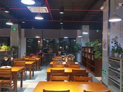 -上海市虹口区图书馆(曲阳分馆)