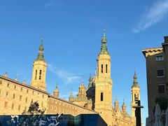 -皮拉尔圣母圣殿主教座堂