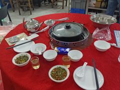 -花苑美食横琴生蚝火锅(拱北粤华路店)