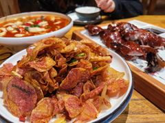 -老滇山寨•云南特色菜•地方菜•民族风情歌舞表演(金碧店)