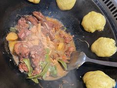 -哈尔滨烧烤·山河村铁锅炖(交大店)