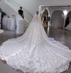 -艾米丽婚纱礼服