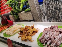 -四囍码头海鲜烧烤自助火锅(外滩南京东路悦荟广场店)