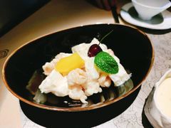-穹六人间 people 6(岳阳路店)