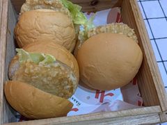-海航大厦万豪酒店彩海轩中餐厅(霄云路店)