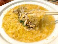 拆骨肉酸菜砂锅-康文福葱花饼砂锅铺(远大购物中心店)