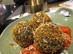墨鱼芝士饭团-KCOOKING概念韩餐(世茂52+店)