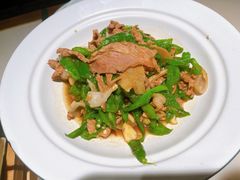 -佬麻雀·剁椒鱼头(京基KK One店)