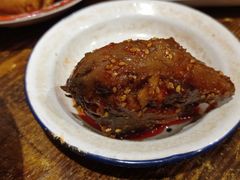 -爆炸头阿姨小四川正宗川味小吃(无任何分店)
