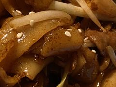 干炒牛肉河粉-避风塘(金山万达店)