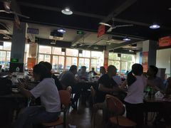 大堂-皖北巫氏三胖地锅鸡(长淮总店)