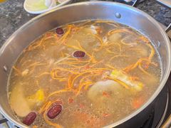 -一席地·本地鸡窝·杭帮鸡火锅(萧山银隆百货店)