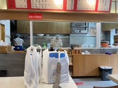 -李与白包子铺(桐梓林店)