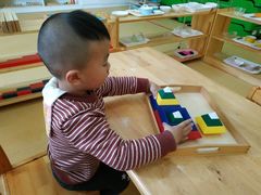 -瑞恩宝感统训练·语言提升·蒙氏托育中心