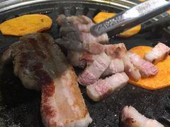 -唯成•韩国炭火烤肉 유성고기