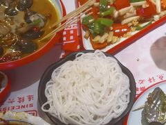 -老闵田螺馆·南昌市井菜·特色小吃(总店)