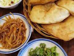 -蓝田九大碗民俗食府(蓝田店)