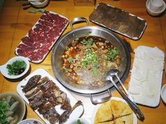 -大众跷脚牛肉馆·非遗传承单位(峨眉山店)