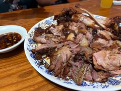 -老天桥酱肉烧饼夹肘子(天桥店)
