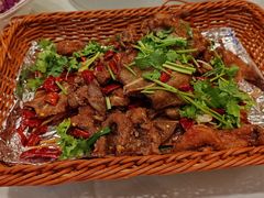 -山明水秀大饭店