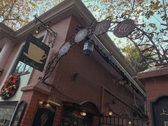 门面-古董花园(思南路42弄小区店)