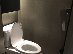 卫生间-康斐斯健身